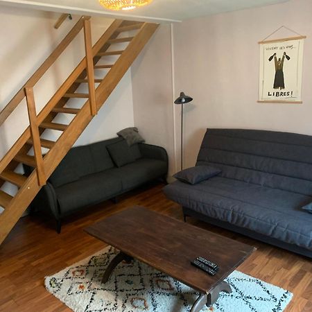 Charmant Appartement Au Calme Avec Parking 브장송 외부 사진